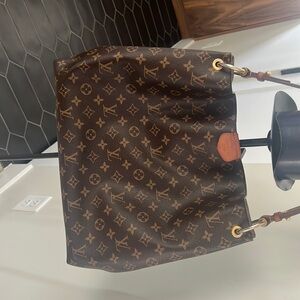 Louis Vuitton Graceful MM